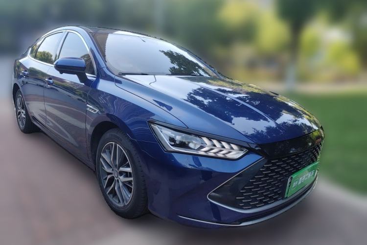 Used BYD Qin PLUS 2021 DM-i 55KM Flagship Model Front Right 45 Deg
