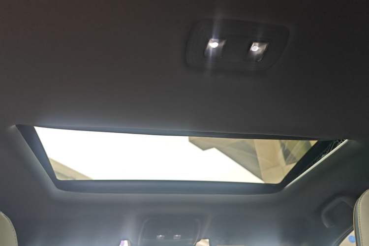 Used BYD Qin PLUS 2021 DM-i 120KM Flagship Model Headliner