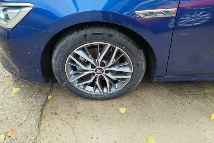 Used BYD Qin PLUS 2021 DM-i 55KM Flagship Model Left Front Wheel Hub