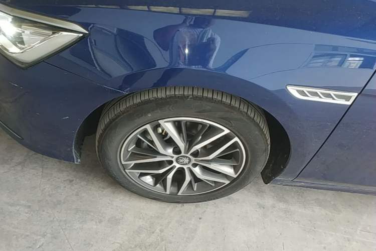 Used BYD Qin PLUS 2021 DM-i 55KM Flagship Model Left Front Wheel Hub