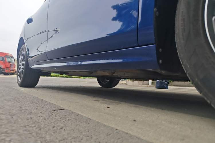 Used BYD Qin PLUS 2021 DM-i 120KM Flagship Model Right Side Sill