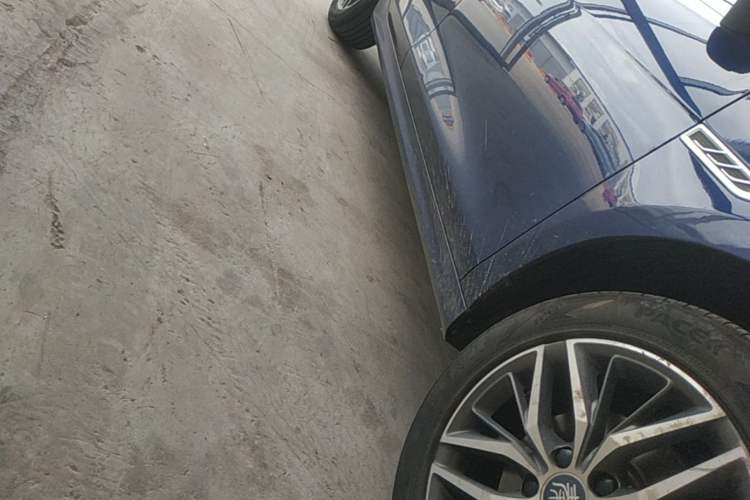 Used BYD Qin PLUS 2021 DM-i 55KM Flagship Model Right Side Sill