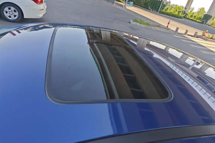 Used BYD Qin PLUS 2021 DM-i 120KM Flagship Model Roof