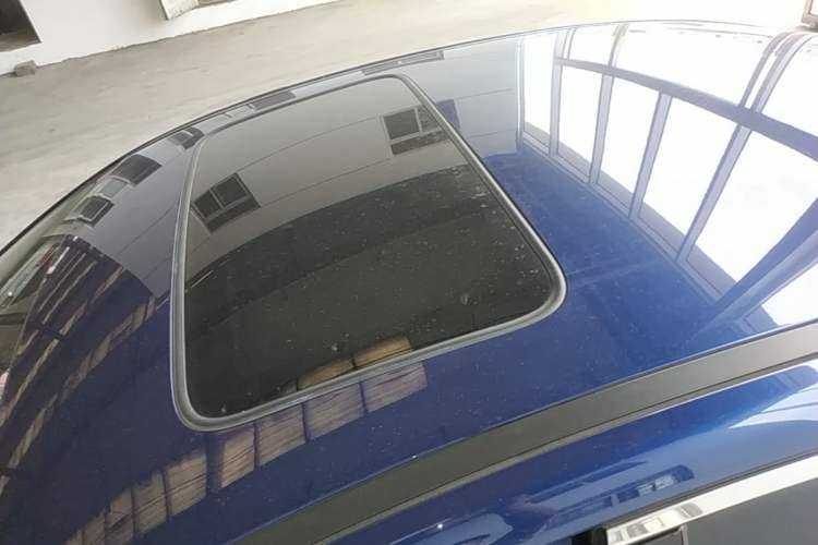 Used BYD Qin PLUS 2021 DM-i 55KM Flagship Model Roof