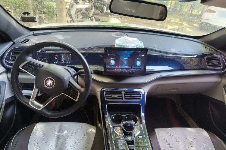 Used BYD Qin PLUS 2021 DM-i 55KM Flagship Model Center Console