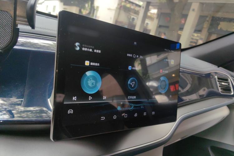 Used BYD Qin PLUS 2021 EV 500KM Luxury Model Audio And AC Panel