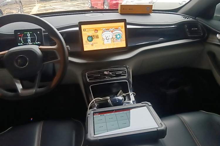 Used BYD Qin PLUS 2021 DM-i 55KM Flagship Model Audio And AC Panel