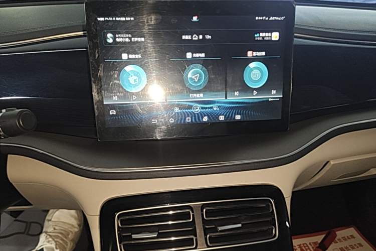 Used BYD Qin PLUS 2021 EV 500KM Luxury Model Audio And AC Panel