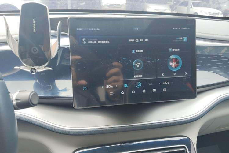 Used BYD Qin PLUS 2021 EV 500KM Luxury Model Audio And AC Panel