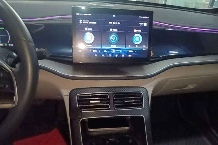 Used BYD Qin PLUS 2021 EV 500KM Luxury Model Audio And AC Panel
