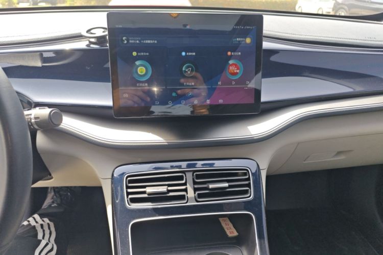 Used BYD Qin PLUS 2021 DM-i 55KM Flagship Model Audio And AC Panel