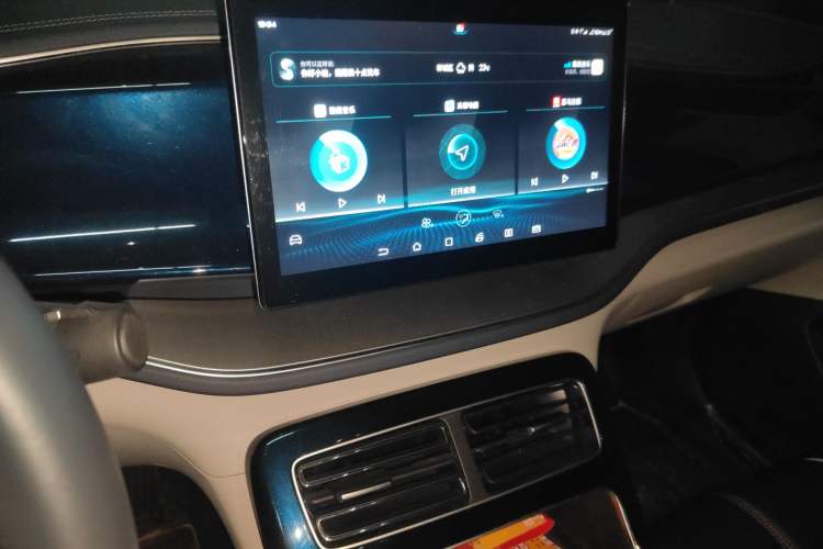 Used BYD Qin PLUS 2021 DM-i 55KM Flagship Model Audio And AC Panel