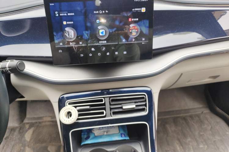 Used BYD Qin PLUS 2021 DM-i 55KM Flagship Model Audio And AC Panel