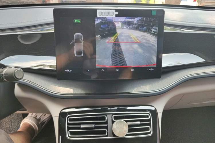 Used BYD Qin PLUS 2021 DM-i 55KM Prestige Model Audio And AC Panel