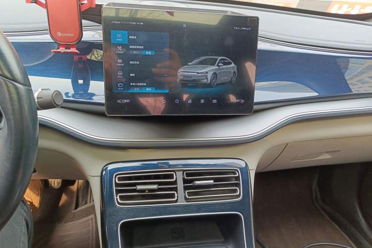 Used BYD Qin PLUS 2021 EV 500KM Premium Model Audio And AC Panel