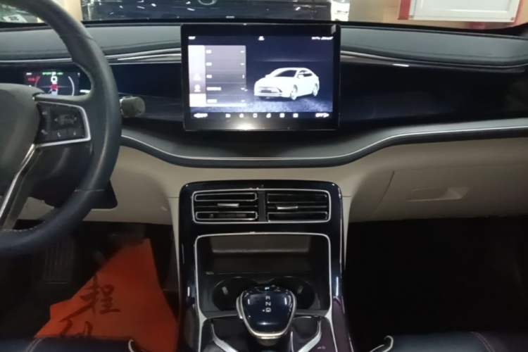 Used BYD Qin PLUS 2021 DM-i 55KM Flagship Model Audio And AC Panel