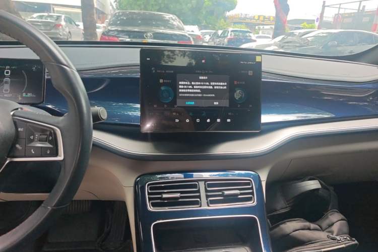 Used BYD Qin PLUS 2021 DM-i 55KM Flagship Model Audio And AC Panel