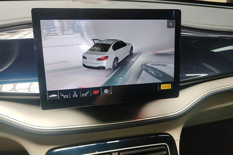 Used BYD Qin PLUS 2021 DM-i 55KM Flagship Model Audio And AC Panel