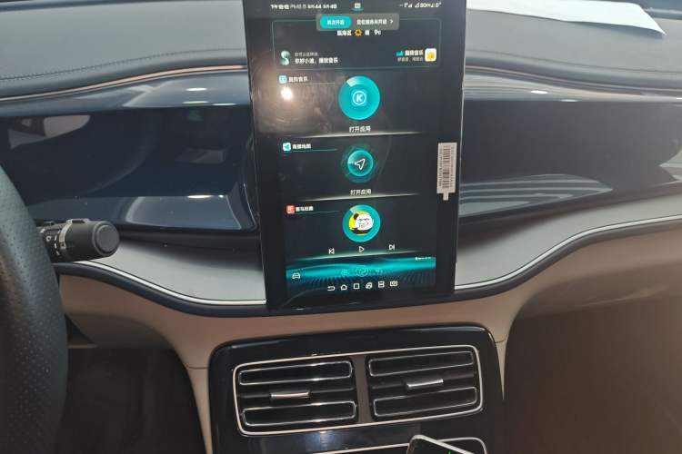 Used BYD Qin PLUS 2021 EV 500KM Luxury Model Audio And AC Panel