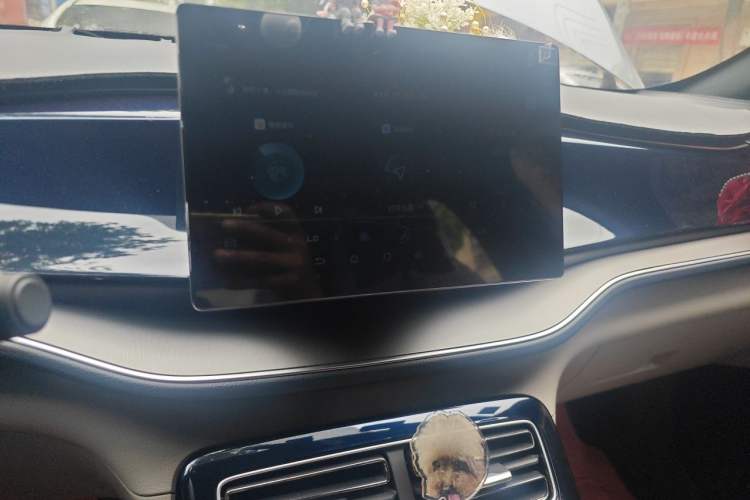 Used BYD Qin PLUS 2021 DM-i 55KM Flagship Model Audio And AC Panel