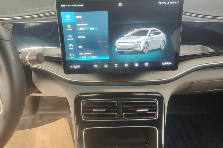 Used BYD Qin PLUS 2021 EV 500KM Luxury Model Audio And AC Panel