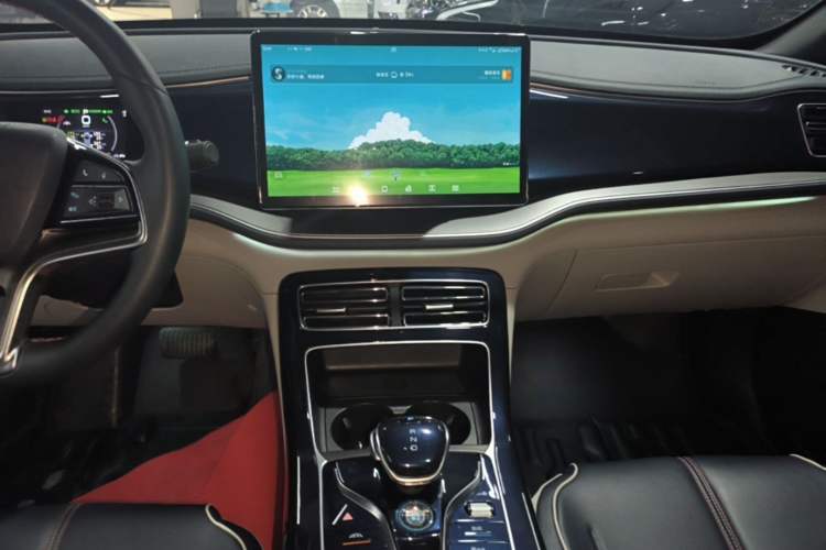 Used BYD Qin PLUS 2021 EV 500KM Luxury Model Audio And AC Panel