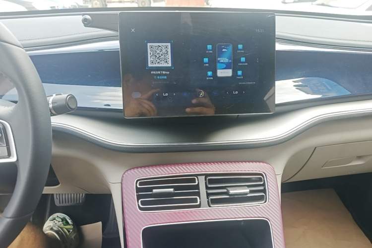 Used BYD Qin PLUS 2021 DM-i 120KM Prestige Model Audio And AC Panel