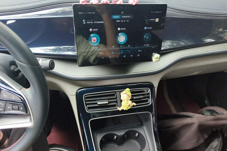 Used BYD Qin PLUS 2021 EV 500KM Luxury Model Audio And AC Panel
