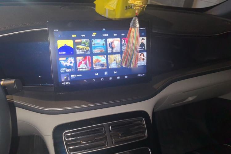 Used BYD Qin PLUS 2021 DM-i 55KM Flagship Model Audio And AC Panel
