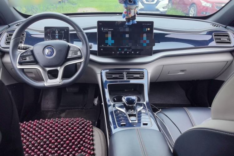 Used BYD Qin PLUS 2021 DM-i 120KM Flagship Model Center Console