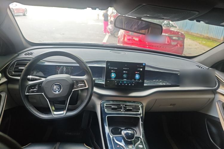 Used BYD Qin PLUS 2021 DM-i 55KM Flagship Model Center Console
