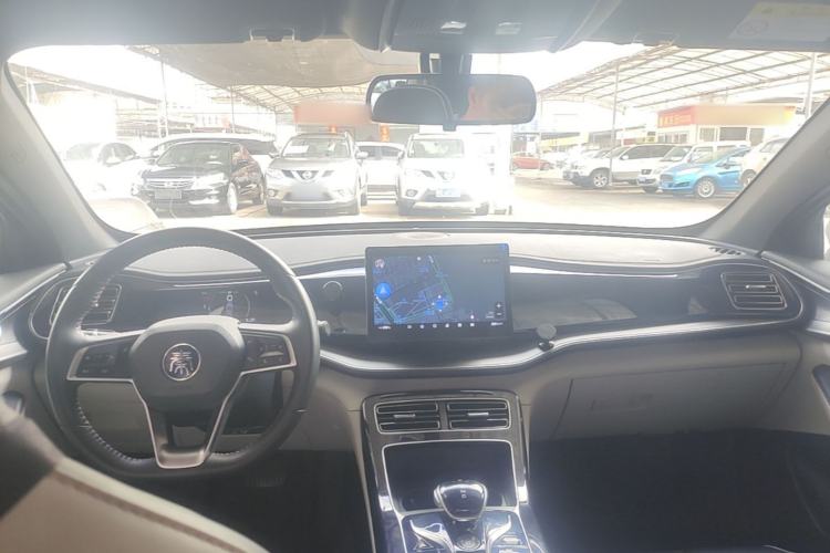 Used BYD Qin PLUS 2021 DM-i 55KM Flagship Model Center Console