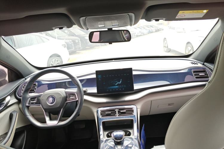 Used BYD Qin PLUS 2021 DM-i 120KM Prestige Model Center Console