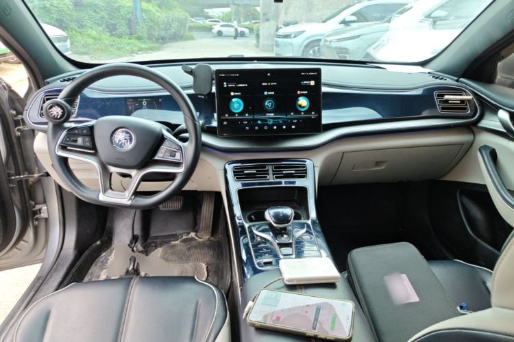 Used BYD Qin PLUS 2021 EV 500KM Premium Model Center Console