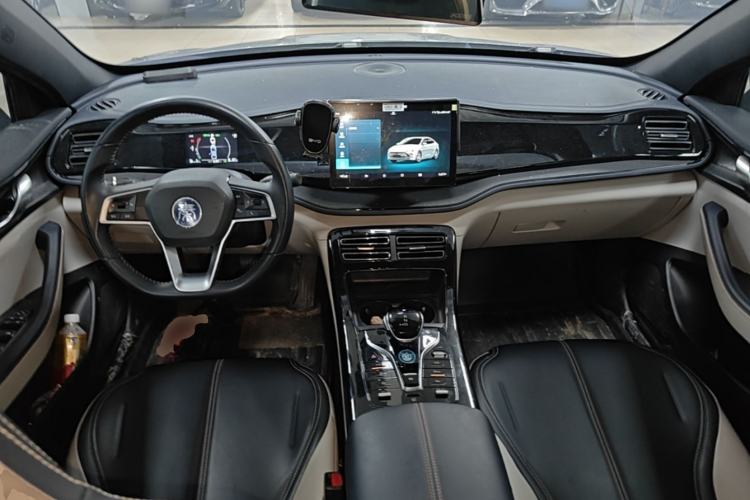 Used BYD Qin PLUS 2021 DM-i 55KM Prestige Model Center Console