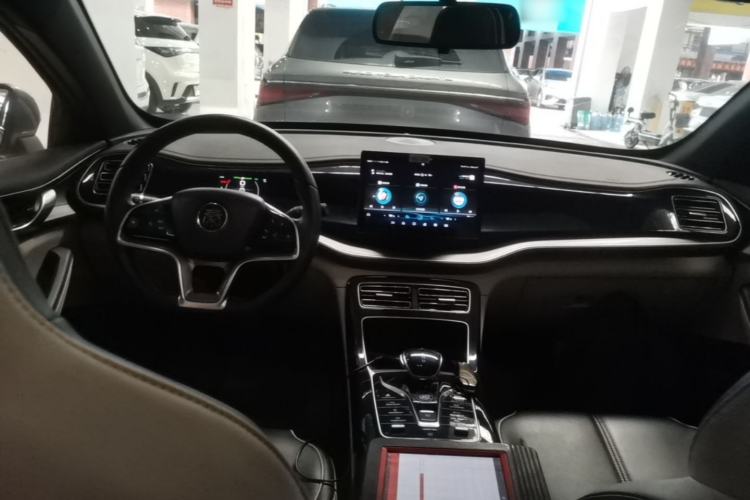 Used BYD Qin PLUS 2021 EV 500KM Luxury Model Center Console