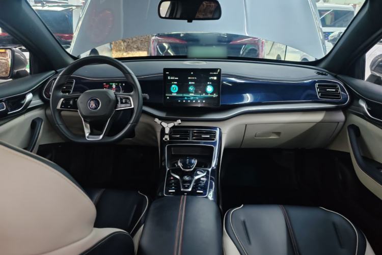Used BYD Qin PLUS 2021 DM-i 55KM Flagship Model Center Console
