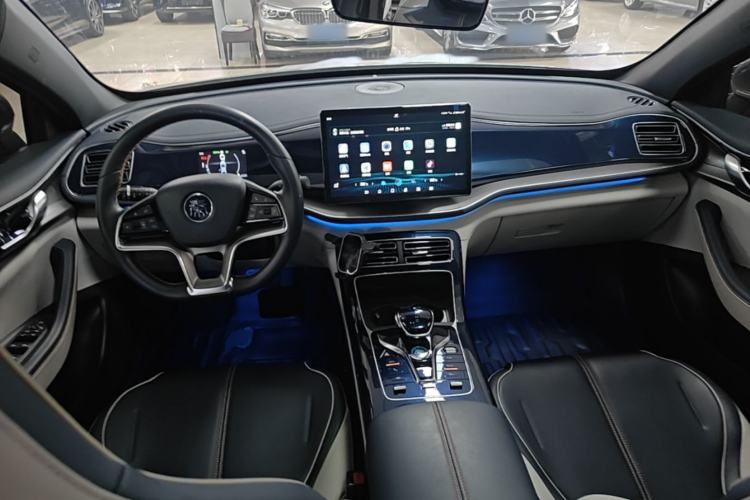 Used BYD Qin PLUS 2021 DM-i 120KM Flagship Model Center Console
