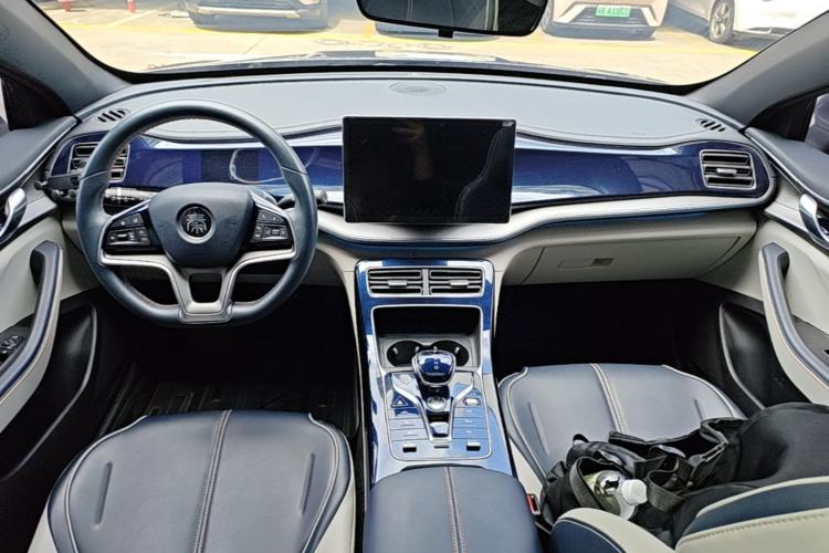 Used BYD Qin PLUS 2021 DM-i 120KM Flagship Model Center Console