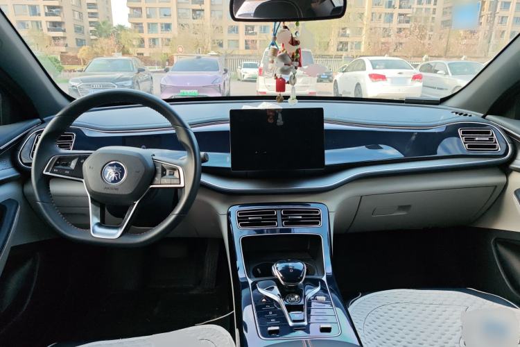 Used BYD Qin PLUS 2021 DM-i 120KM Prestige Model Center Console