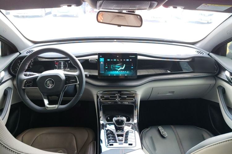 Used BYD Qin PLUS 2021 DM-i 55KM Prestige Model Center Console