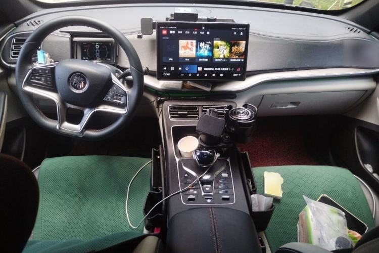 Used BYD Qin PLUS 2021 EV 500KM Premium Model Center Console