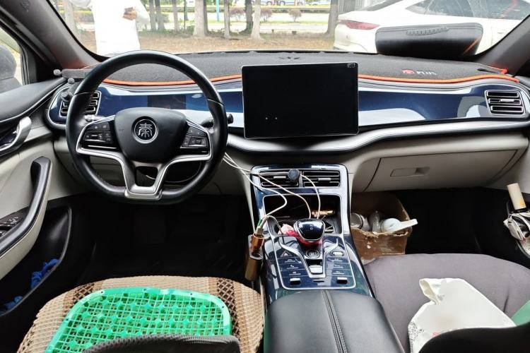 Used BYD Qin PLUS 2021 EV 600KM Flagship Model Center Console