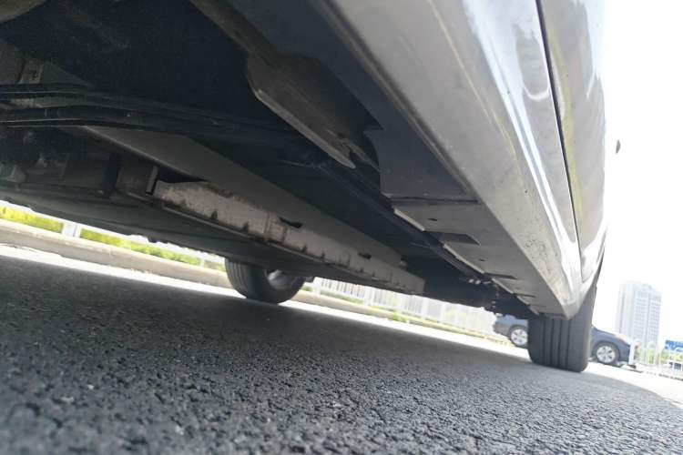 Used BYD Qin PLUS 2021 DM-i 55KM Flagship Model Chassis Front Left