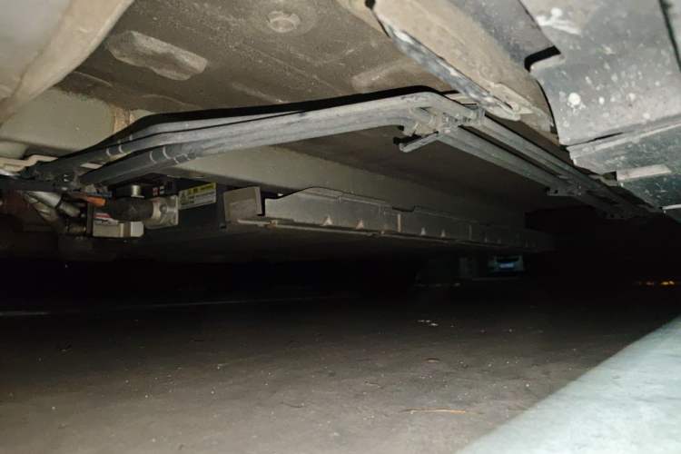 Used BYD Qin PLUS 2021 DM-i 55KM Flagship Model Chassis Front Left