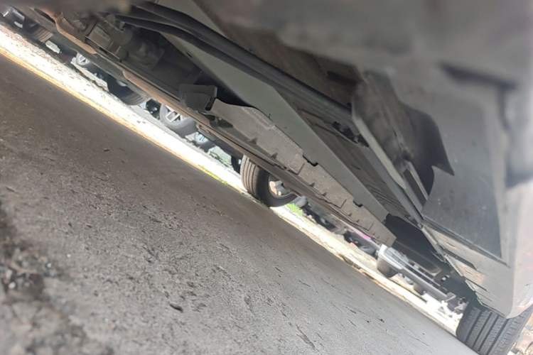 Used BYD Qin PLUS 2021 DM-i 55KM Flagship Model Chassis Front Left