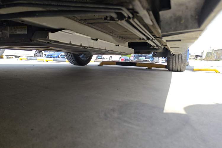 Used BYD Qin PLUS 2021 DM-i 55KM Flagship Model Chassis Front Left