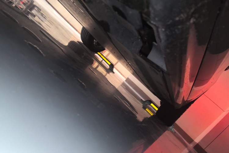 Used BYD Qin PLUS 2021 EV 600KM Flagship Model Chassis Front Left