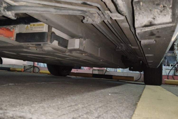 Used BYD Qin PLUS 2021 DM-i 120KM Prestige Model Chassis Front Left