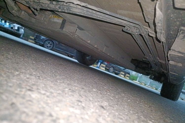 Used BYD Qin PLUS 2021 DM-i 55KM Flagship Model Chassis Front Left